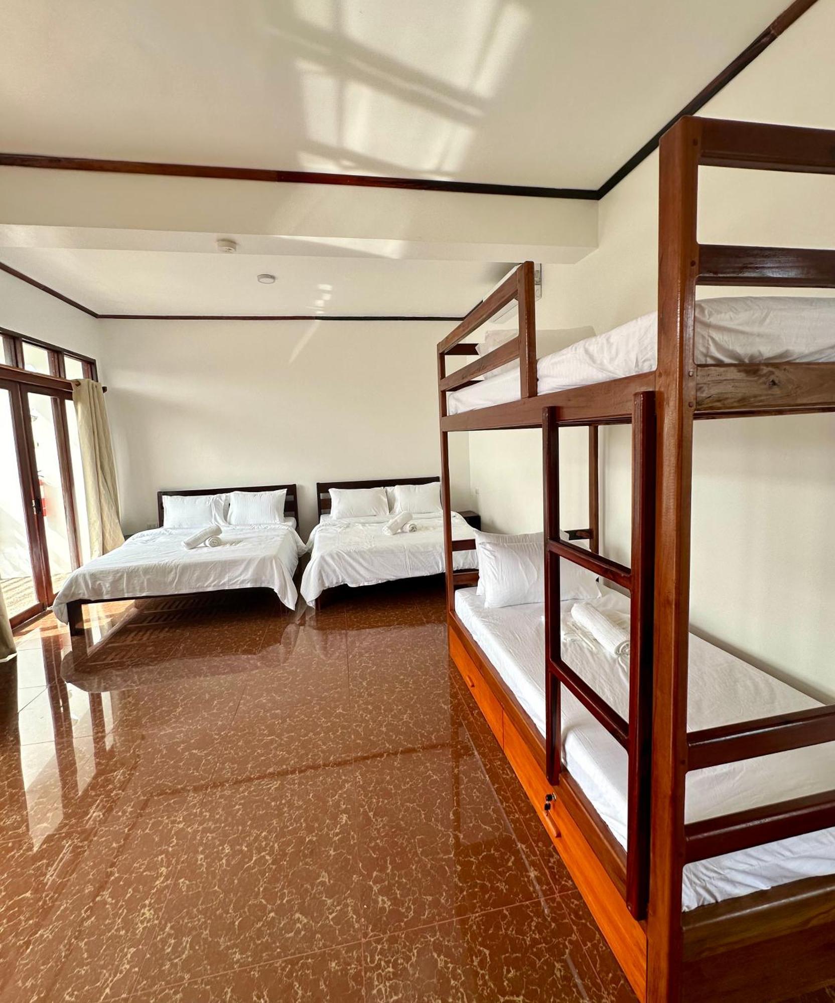 Haven Suites Siargao General Luna  Room photo